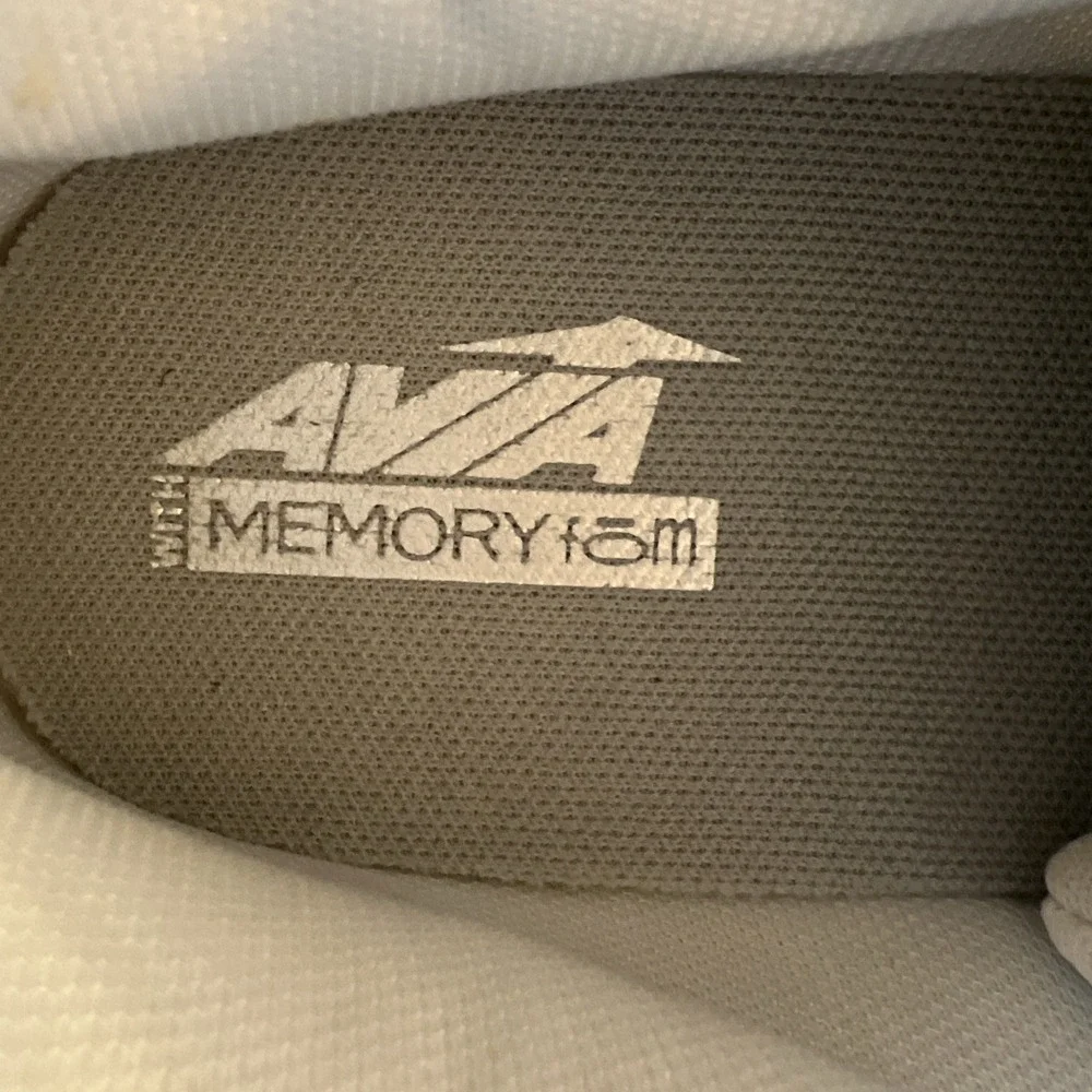 Avia Avi-Union II Strap Womens Shoes 10.5 Wide‎ White Memory Foam